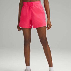 Lululemon License to Train High-Rise Short 4", Lip Gloss, Size 6